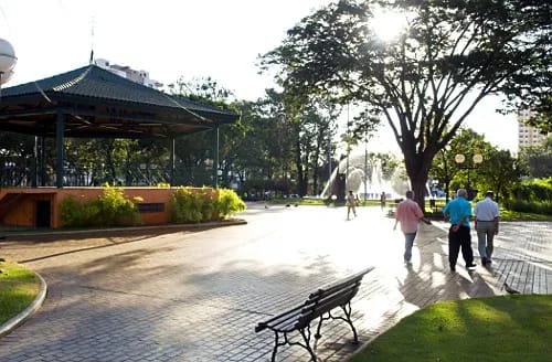 Praça 21 de Abril (Praça da Matriz)