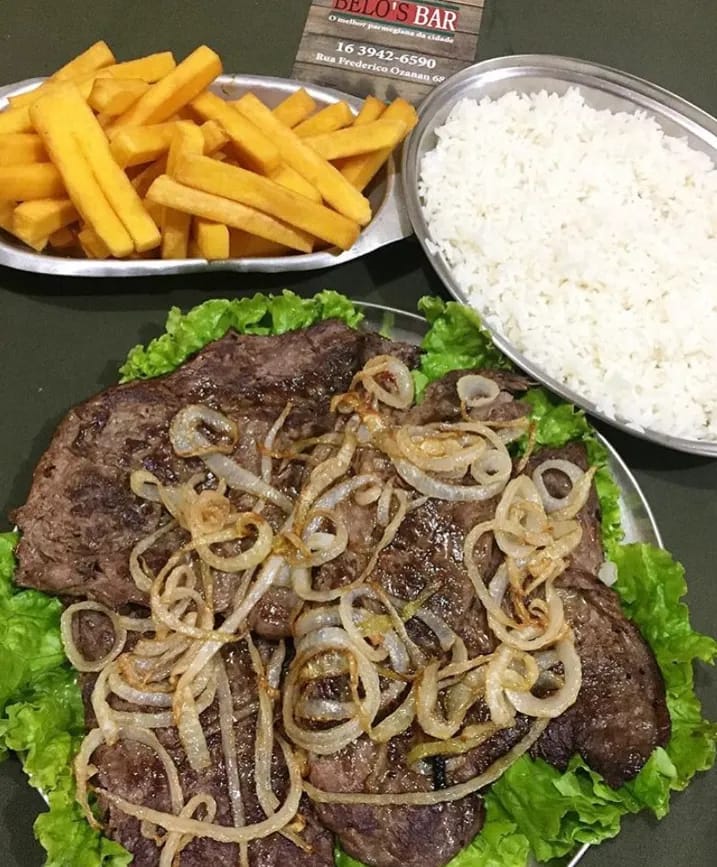 Belo's Bar