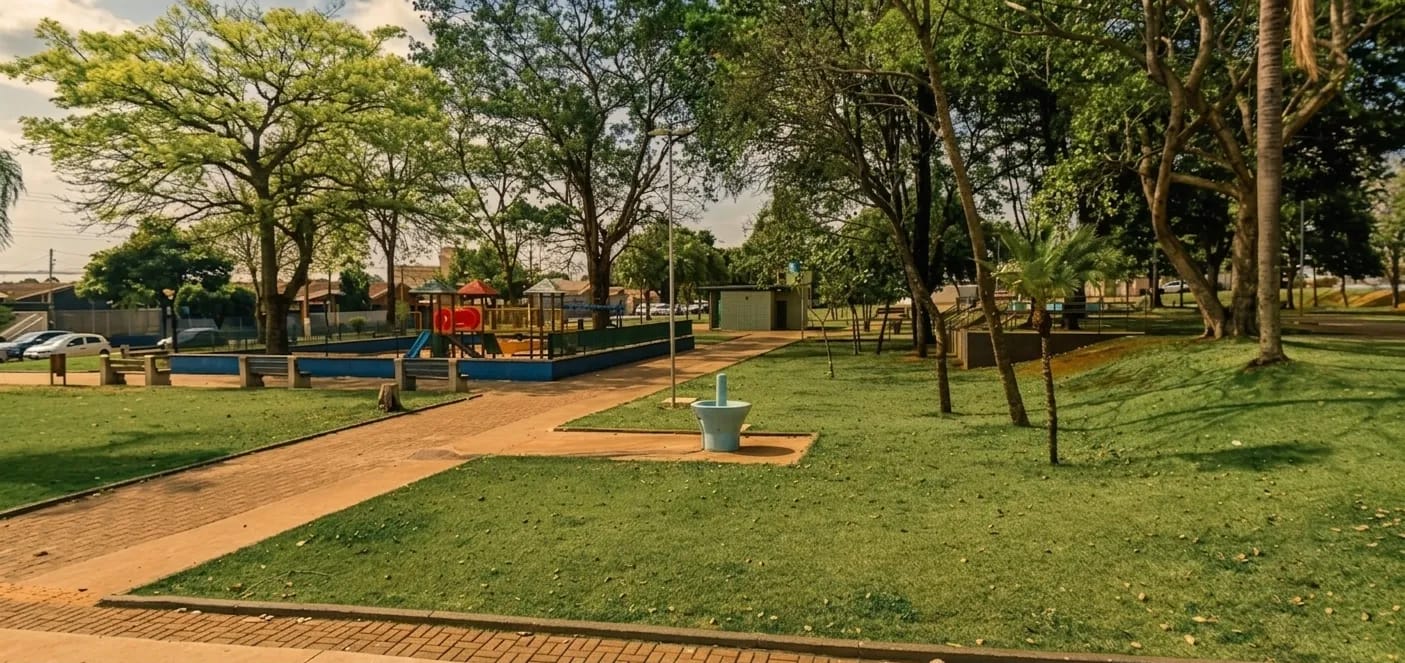 Praça José Ferraz de Toledo